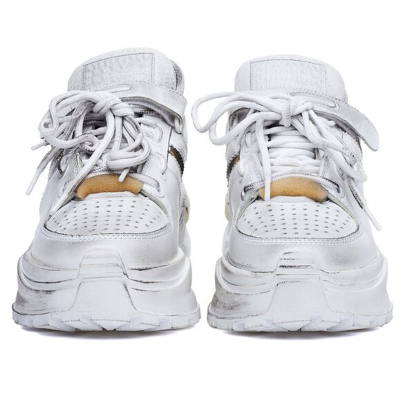 NEW Maison Margiela Artisanal Sneaker White & Black, Size 39 ($850) - Picture 2 of 6